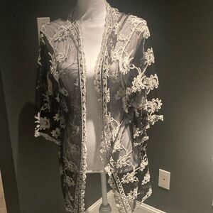 Vince Camuto cover up one size